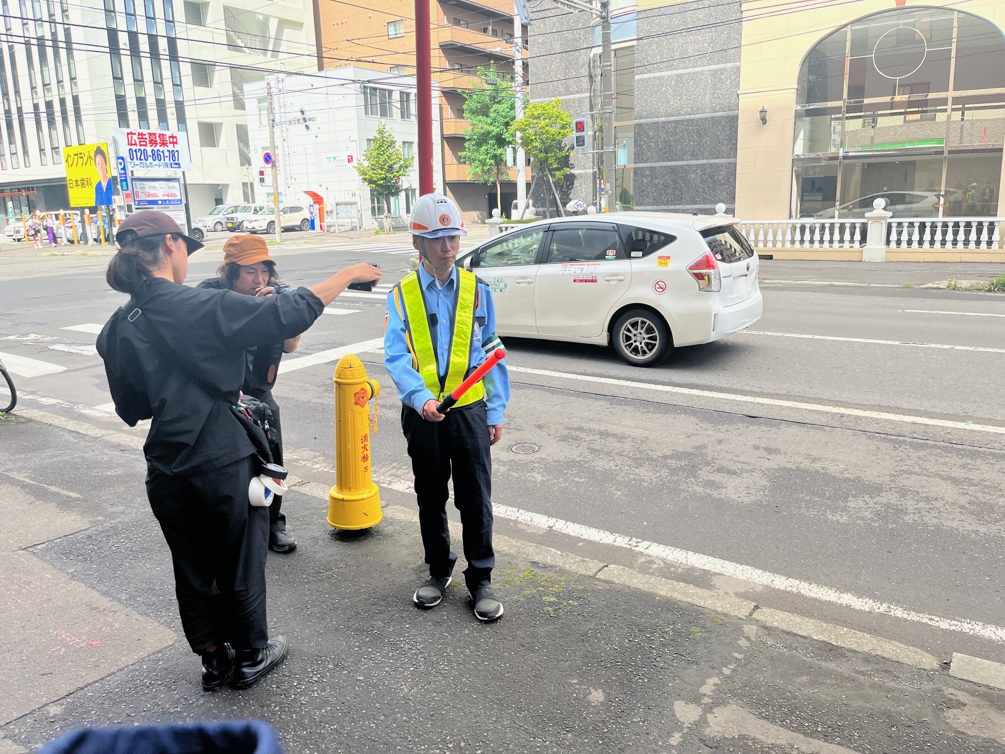 雨にも風にも負けず、ホームページ用写真を撮影しました！